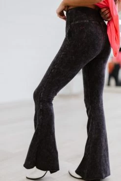 Trendsi Fresh From LA Cloud Walker Acid Wash Raw Hem Flare Pants 17 Trendsi Fresh From LA Cloud Walker Acid Wash Raw Hem Flare Pants