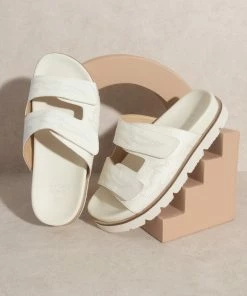 KKE Originals OASIS SOCIETY Layla Embroidered Slide