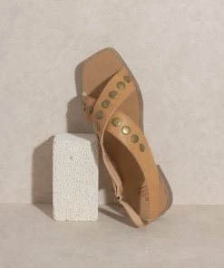 KKE Originals OASIS SOCIETY Kylie Studded Cross Band Sandal 19 KKE Originals OASIS SOCIETY Kylie Studded Cross Band Sandal