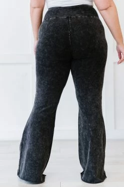 Trendsi Fresh From LA Cloud Walker Acid Wash Raw Hem Flare Pants 19 Trendsi Fresh From LA Cloud Walker Acid Wash Raw Hem Flare Pants