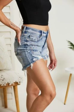 Trendsi 1XL Judy Blue Phoebe Rainbow Paint Splash Shorts