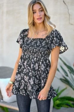 DD-1 Floral Print Ruffle Top