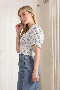 Lilou SS Puff Sleeve Top With Tie Back Fresh From LA 19 Lilou SS Puff Sleeve Top With Tie Back Fresh From LA