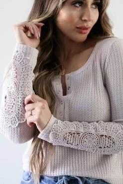 MA-01 CBRAND Not The Same Crochet Sleeve Top - Taupe Small