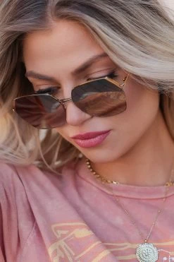 New Arrivals FREYRS Chelsie Sunglasses - Gold