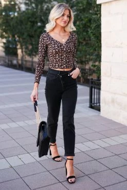 RISEN Hazel Crossover Girlfriend Jeans - Black