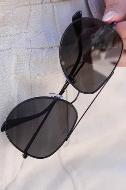FREYRS Max Classic Aviator Sunglasses - Black New Arrivals