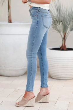 Kan Can Eloise Mid Rise Skinny Jeans - Light Wash Bottoms 10 Kan Can Eloise Mid Rise Skinny Jeans - Light Wash Bottoms