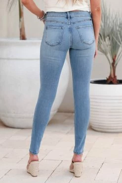 Kan Can Eloise Mid Rise Skinny Jeans - Light Wash Bottoms 11 Kan Can Eloise Mid Rise Skinny Jeans - Light Wash Bottoms