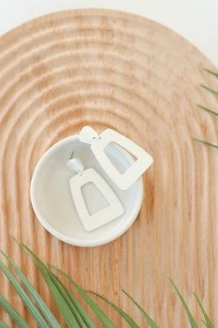 Wall To Wall New Arrivals Timeless Geometric Earrings - Silver