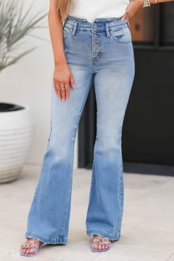KAN CAN Arlo High Rise Curvy Flare Jeans - Light Wash