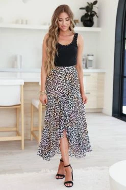 Sugar Lips Feeling Myself Hi-Low Skirt - Coral 12 Sugar Lips Feeling Myself Hi-Low Skirt - Coral