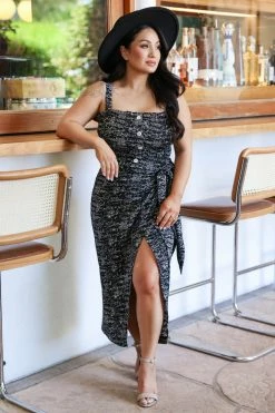 EN Heading To The Hamptons Top And Skirt - Black