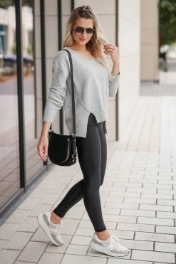 Newbury Kustom 1XL Hard To Get Pullover Sweater - Heather Grey