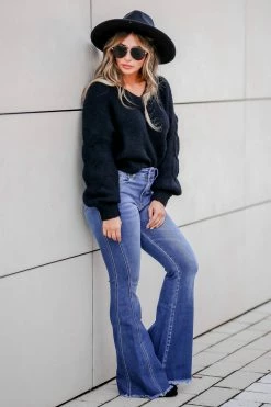 NK-01 CBRAND Big Dreams Sweater - Black