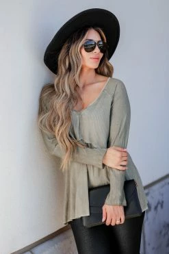 POL Pastel Sky Top - Olive