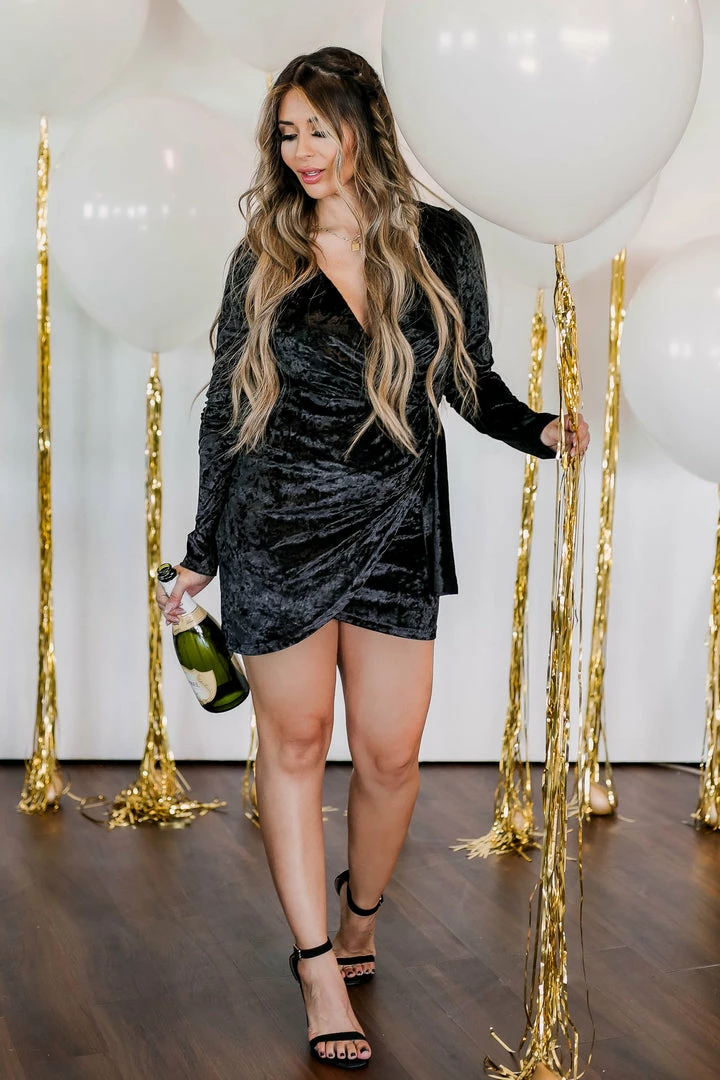 Mainstrip Apparel Medium Fashionably Late Velvet Mini Dress - Black 8 Mainstrip Apparel Medium Fashionably Late Velvet Mini Dress - Black