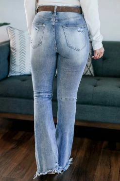 RN RISEN Della Flare Jeans - Light Wash