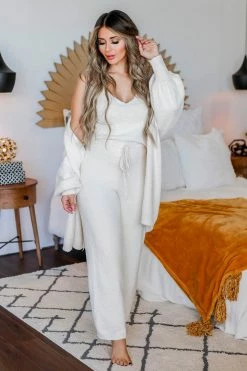 MA-01 CBRAND Hitting Snooze Loungewear - Cream Small