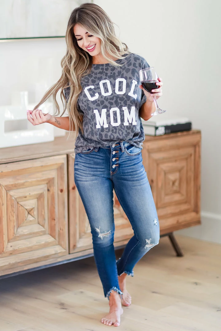 ZT Cool Mom Leopard Graphic Tee - Charcoal 3 ZT Cool Mom Leopard Graphic Tee - Charcoal