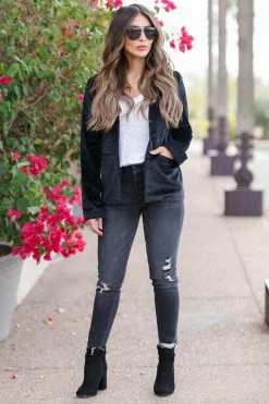 Promesa Small CBRAND Up Till Midnight Velvet Blazer - Black 13 Promesa Small CBRAND Up Till Midnight Velvet Blazer - Black