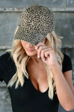 David & Young New Arrivals Just Spotted Hat - Leopard
