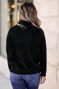 MA-01 CBRAND Pick Me Chenille Sweater - Black Large