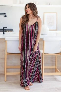 AN It Figures Maxi Dress - Black