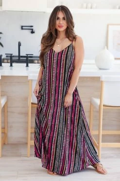 AN It Figures Maxi Dress - Black