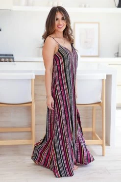 AN It Figures Maxi Dress - Black