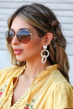 Treasure Jewels Cabana Handcrafted Interlocking Earring - White