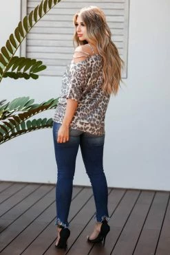 MA-01 CBRAND Catching Feelings Top - Leopard
