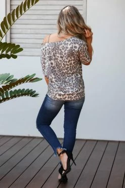 MA-01 CBRAND Catching Feelings Top - Leopard