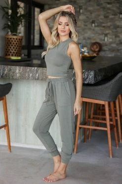 FL-01 CBRAND Lap Of Luxury Loungewear - Olive Small