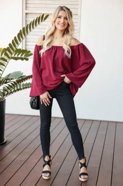 FL-01 CBRAND Just My Type Off The Shoulder Top - Wine 8 FL-01 CBRAND Just My Type Off The Shoulder Top - Wine