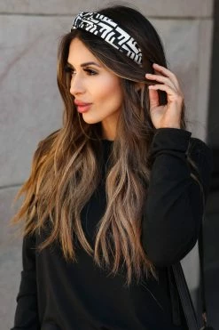 AC City New Arrivals Right This Way Headband - Black & White