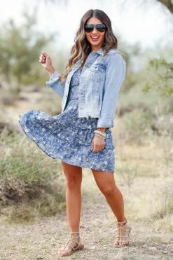 Outerwear VERVET Raw Hem Dip Dyed Denim Jacket - Light Wash