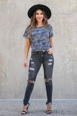 KAN CAN Gigi Distressed Skinny Jeans - Vintage Black