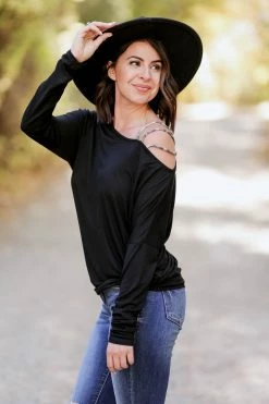 MA-01 CBRAND Catching Feelings Long Sleeve Top - Black & Leopard 1XL