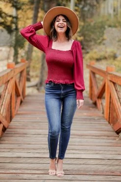 PR-01 Small CBRAND Sweet Dreams Are Made Of This Top - Wine