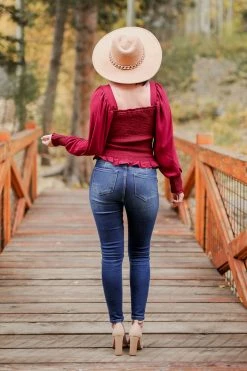 PR-01 Small CBRAND Sweet Dreams Are Made Of This Top - Wine