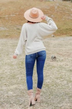 PR-01 CBRAND Find Me Out Sweater - Oatmeal 1XL