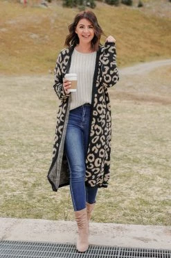 PR-01 CBRAND Find Me Out Sweater - Oatmeal 1XL