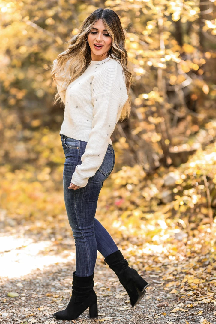 MA-01 Medium CBRAND Starry Night Crystal Sweater - White 5 MA-01 Medium CBRAND Starry Night Crystal Sweater - White