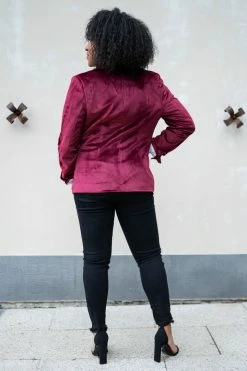Promesa CBRAND Up Till Midnight Velvet Blazer - Wine Small
