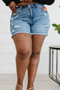 Trendsi Judy Blue Sunray Embroidery Denim Cutoff Shorts Medium