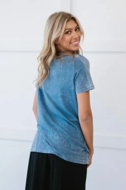 Trendsi Fresh From LA 90's Graphic Tee - Blue