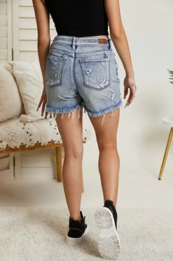 Trendsi 1XL Judy Blue Phoebe Rainbow Paint Splash Shorts