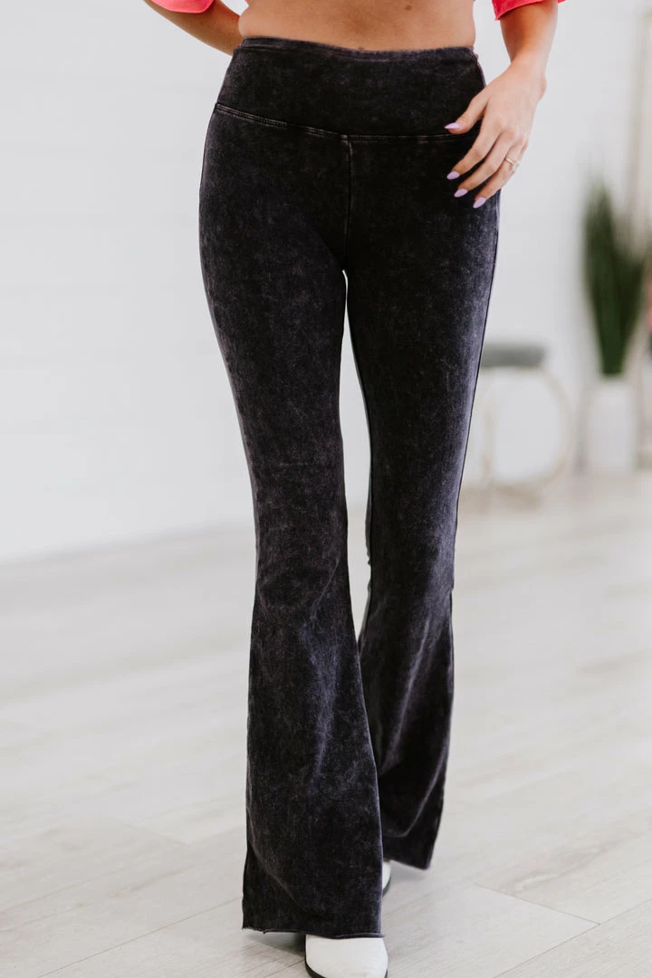 Trendsi Fresh From LA Cloud Walker Acid Wash Raw Hem Flare Pants 5 Trendsi Fresh From LA Cloud Walker Acid Wash Raw Hem Flare Pants