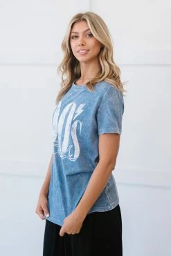 Trendsi Fresh From LA 90's Graphic Tee - Blue